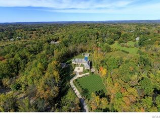 72 Guard Hill Rd, Bedford Hills, NY 10507