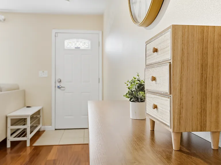 609 Stanford Ave — Photo 13