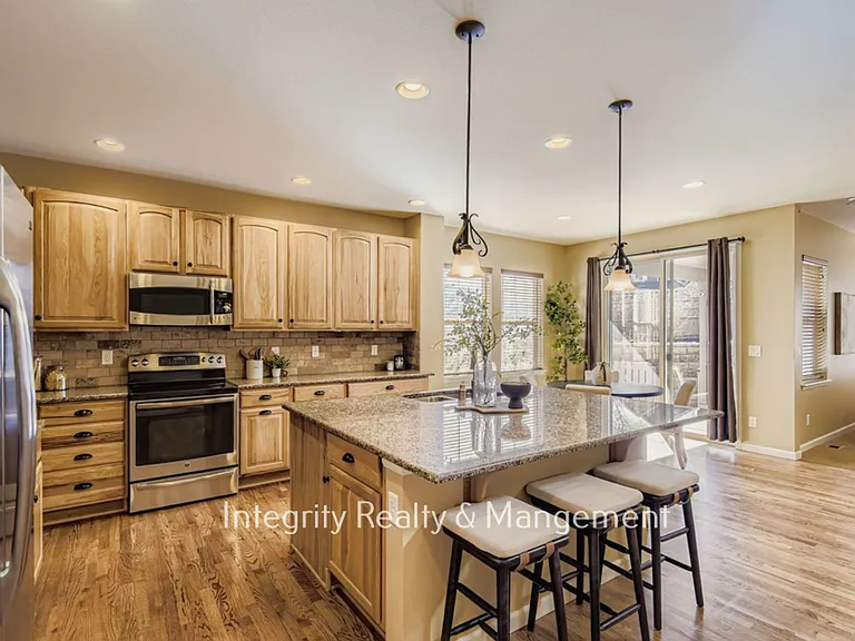 3839 Donnington Cir — Photo 5