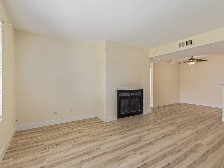 5995 N 78th St #1037 — Photo 13