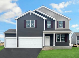 374 Hemlock Ln, Oswego, IL 60543