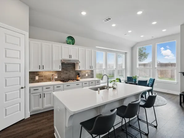 4121 Crossroads Ct, Oak Pt, TX 75068