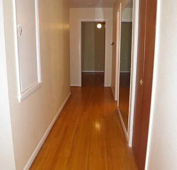 Upper level hall