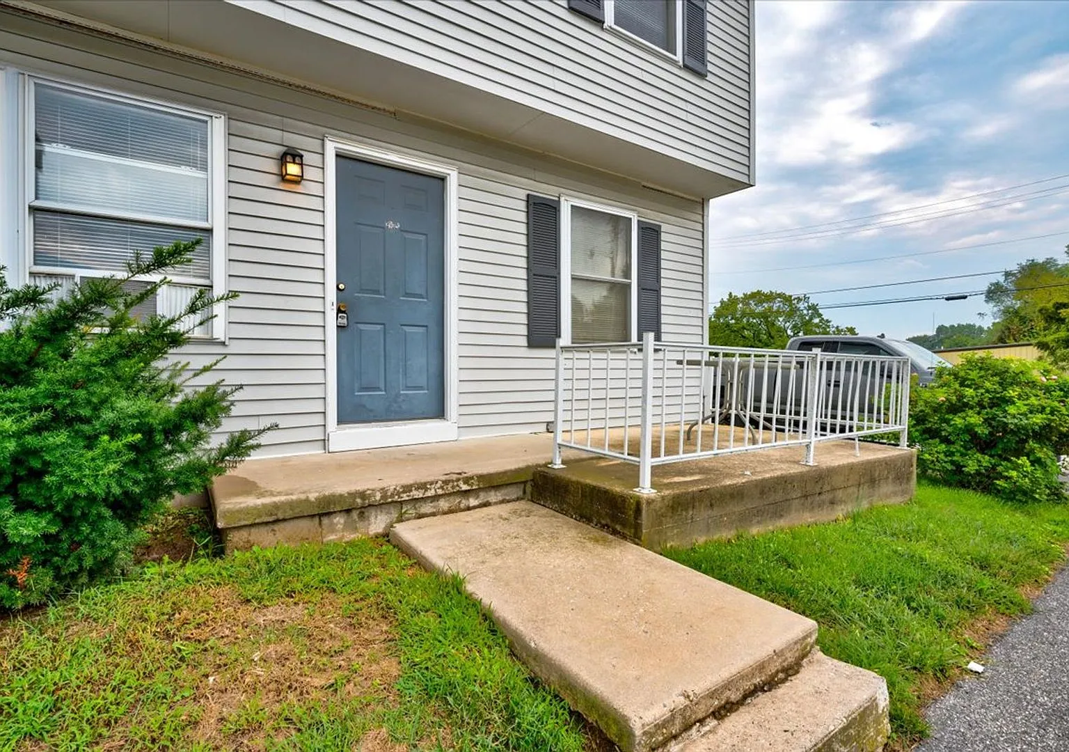 Johnson Rd Apartments — Photo 2