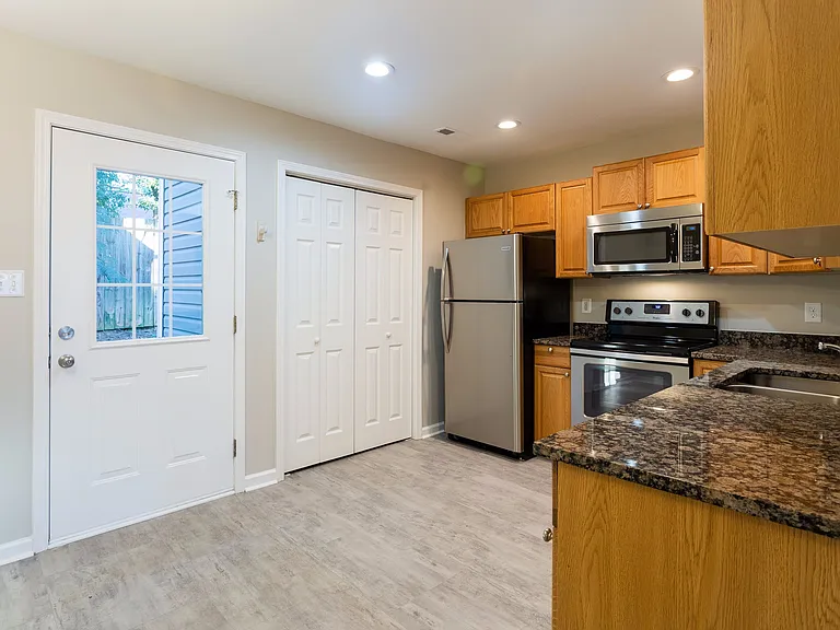 Magnolia Heights — Photo 13