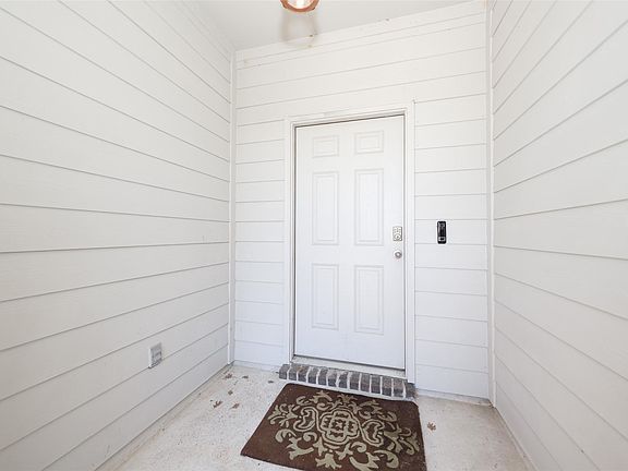 3rd image of 11508 Kalinago View Ln