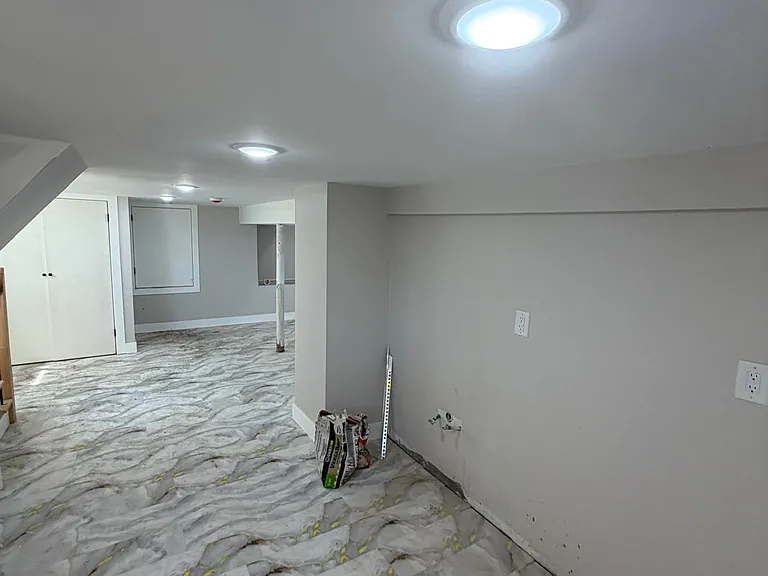 1439 Compton Ter #G1 — Photo 15