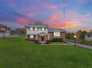 551 Carpenter Ln, North Huntingdon, PA 15642