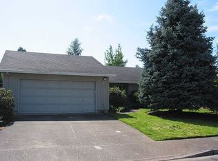 614 NE Joanne Ct, Hillsboro, OR 97124