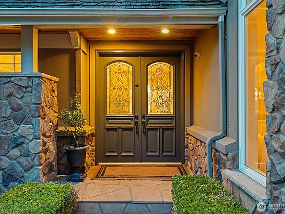3rd image of 14716 SE 83rd Place