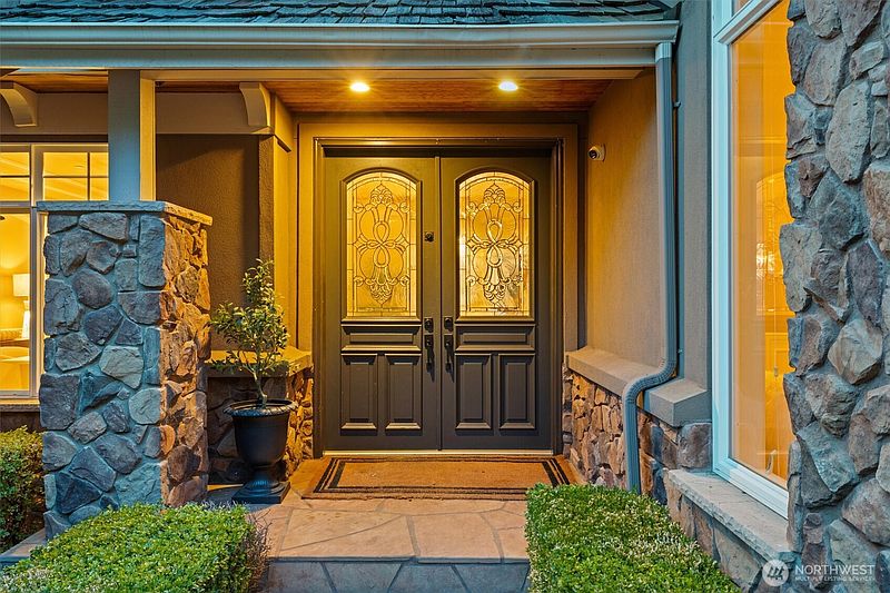 3rd image of 14716 SE 83rd Place
