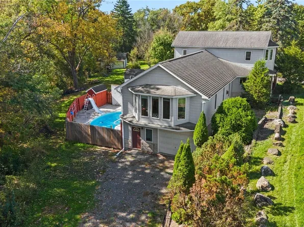 153 Ridge Rd, Lansing, NY 14882