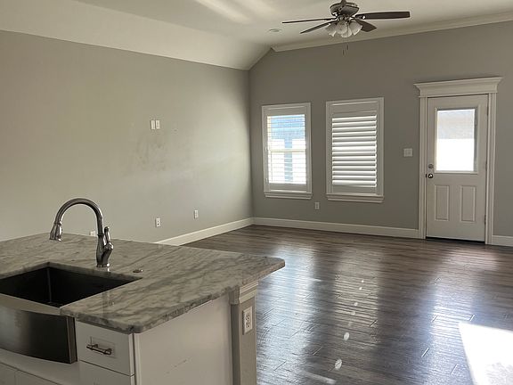 5th image of 6809 Red Yucca Rd