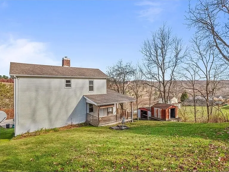 323 Juniper Ln W — Photo 13