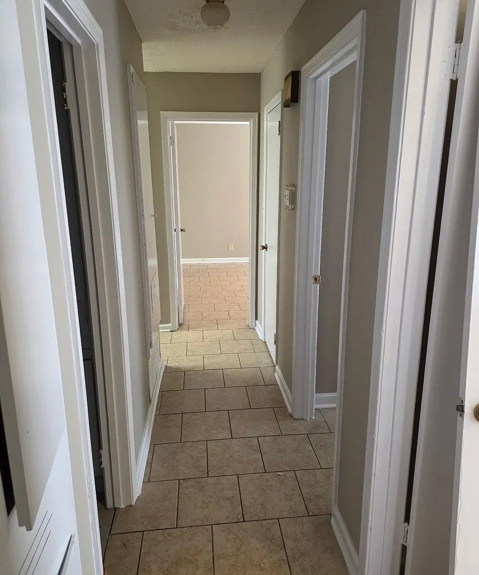 3 bed, 2.0 bath, 1015 sqft, $1,250 — Photo 4