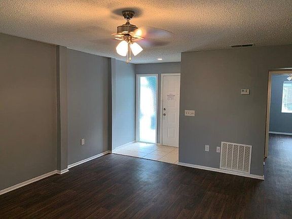 5th image of 568 Breckenridge 102 Vlg