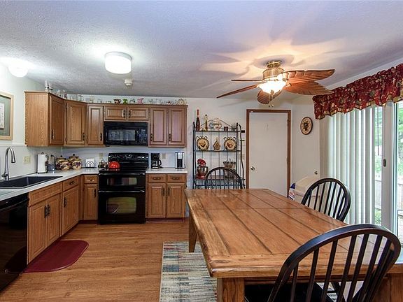 4th image of 17281 Fairway Dr