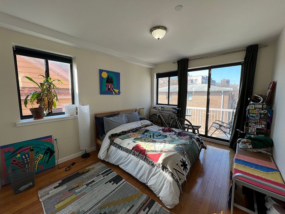 1st image of 2546 14th St APT 3B