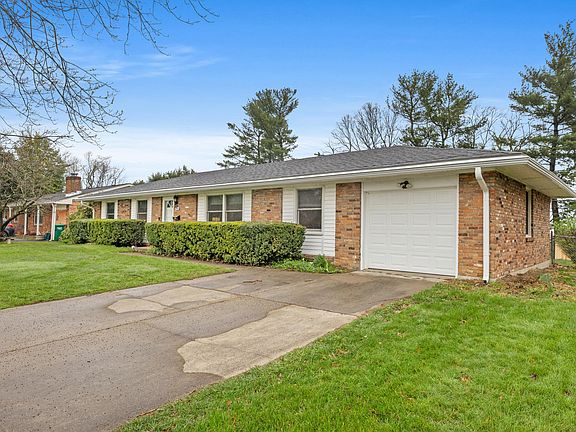 2nd image of 103 Tartan Dr