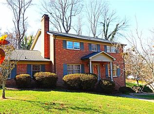 1315 Longcreek Dr, High Point, NC 27262