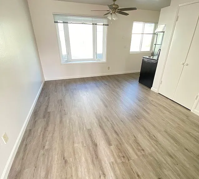 518 Avenue Alhambra #2-EL — Photo 2