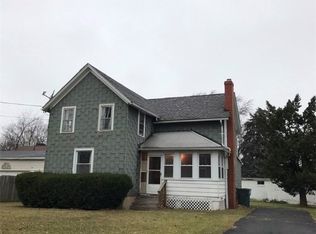 38 Banker Pl, Rochester, NY 14616