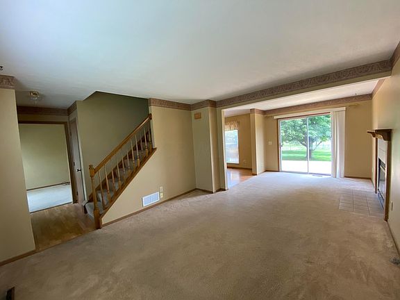 5th image of 343 Hearthstone Dr