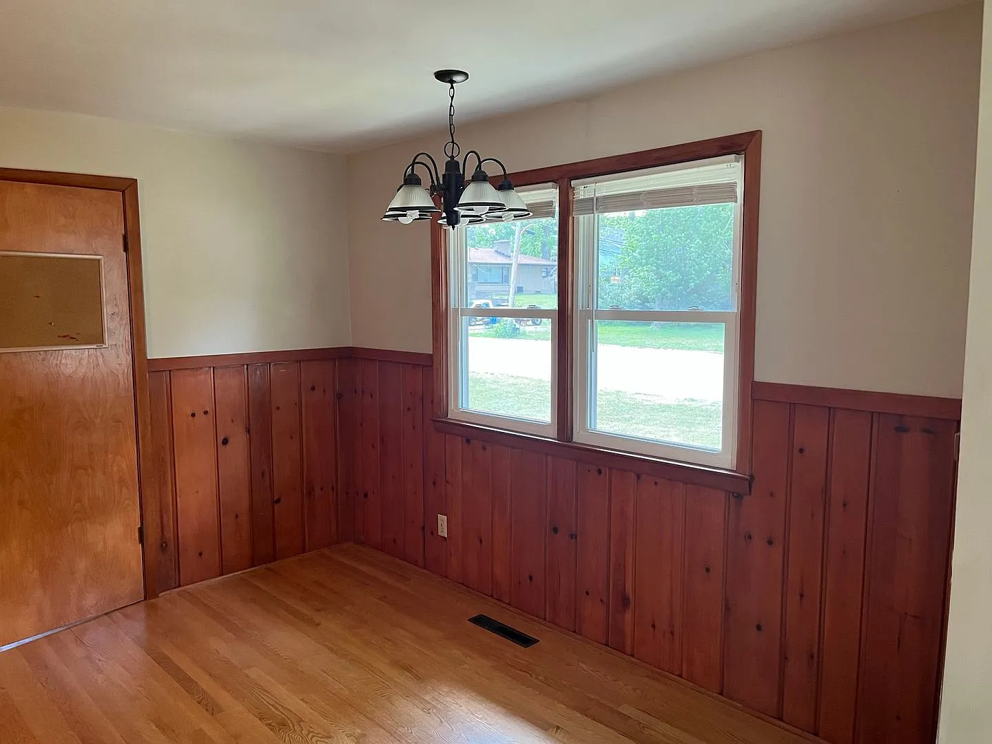 Beebe - 501 N Church St — Photo 3