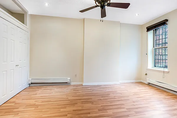 Rented by Compass | media 7