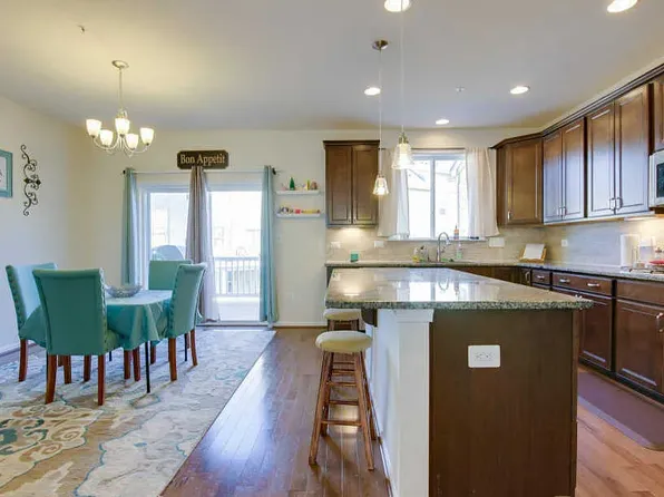 517 Pebblebrook Ln, Glen Burnie, MD 21060