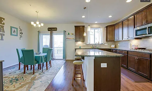 517 Pebblebrook Ln Photo 1