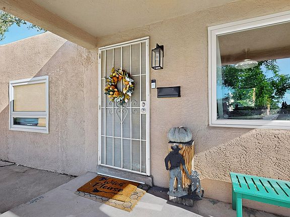 3rd image of 5009 Palo Alto Ave SE