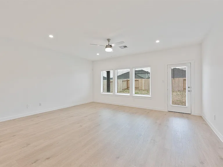 3123 Langley Bend Ln — Photo 13