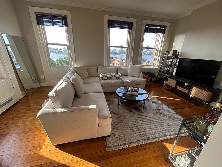 483 Beacon St #82 — Photo 3