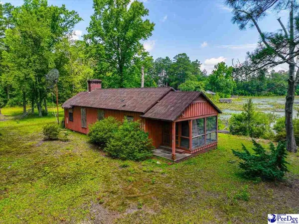 2557 Old Wire Rd W, Wallace, SC 29596