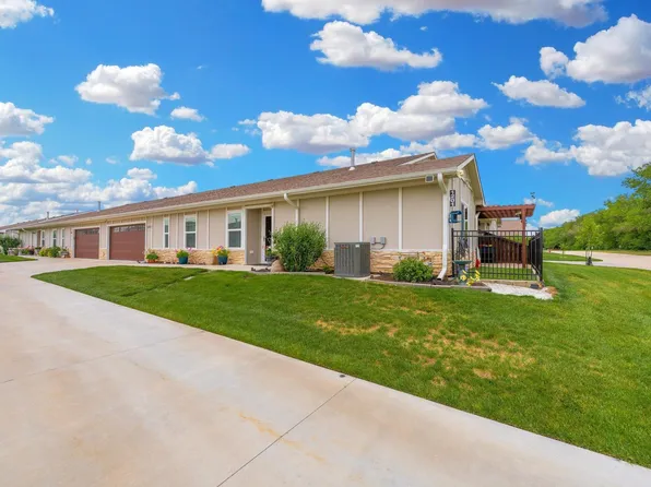 2418 E Madison Ave APT 1201, Derby, KS 67037