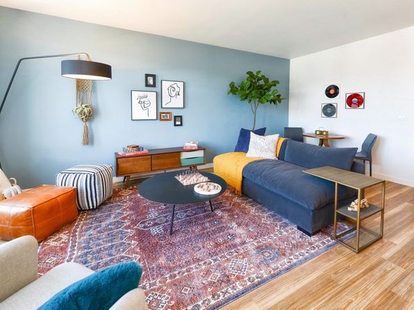 909 SE 12th Ave APT 131