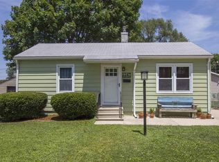 1147 Locke Ave, Waterloo, IA 50702