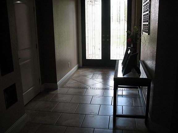 5th image of 8822 Heather Ln
