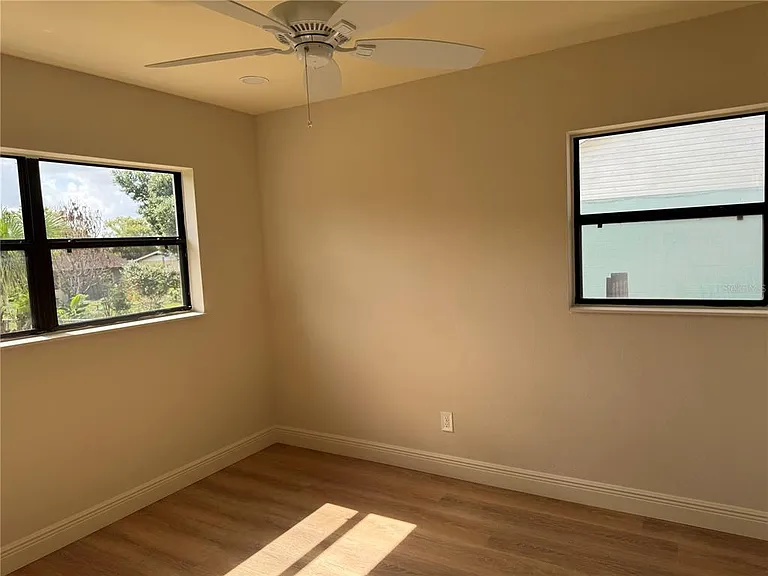 107 N Galena Ave — Photo 11
