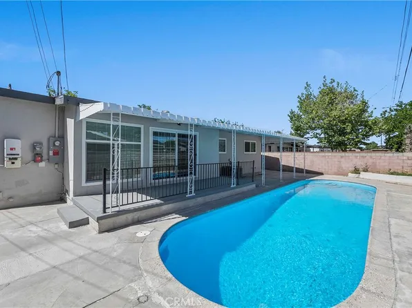 839 W Holguin St, Lancaster, CA 93534