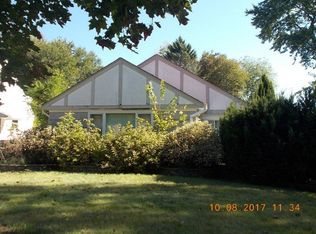 5460 N 12th St, Milwaukee, WI 53209