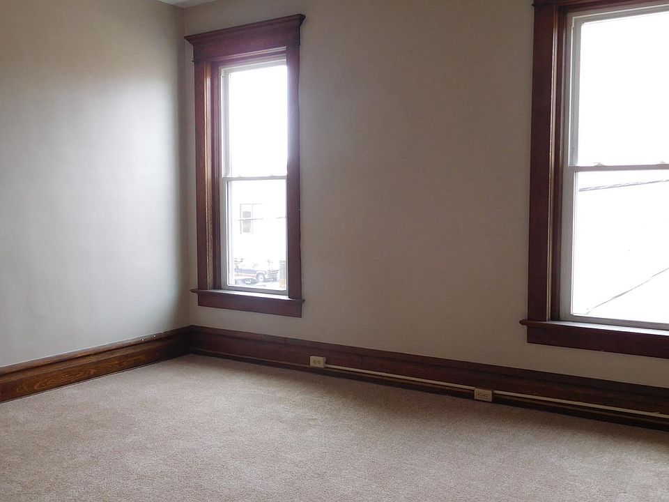 79 W Church St Newark OH Zillow