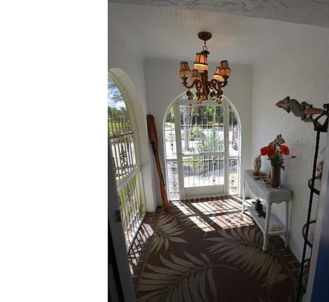 4th image of 2777 Sanibel Blvd