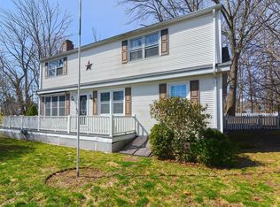 68 Cooks Ln, Bellingham, MA 02019