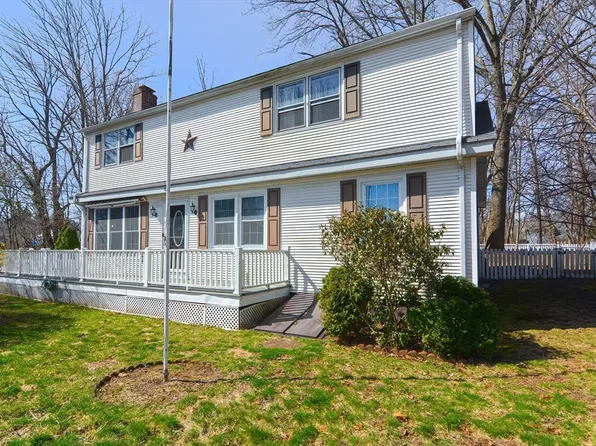 68 Cooks Ln, Bellingham, MA 02019
