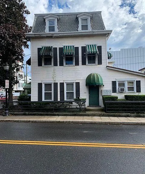 103 North St #1A — Photo 1