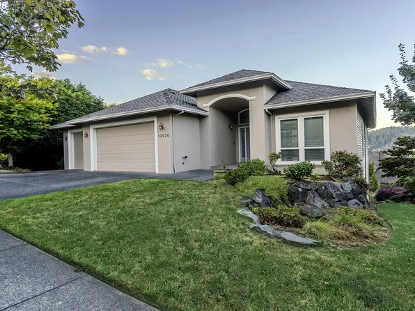10520 SE Isaac Dr, Happy Valley, OR 97086