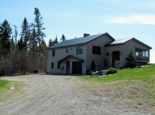 60 Shermans Loop, Pittsburg, NH 03592