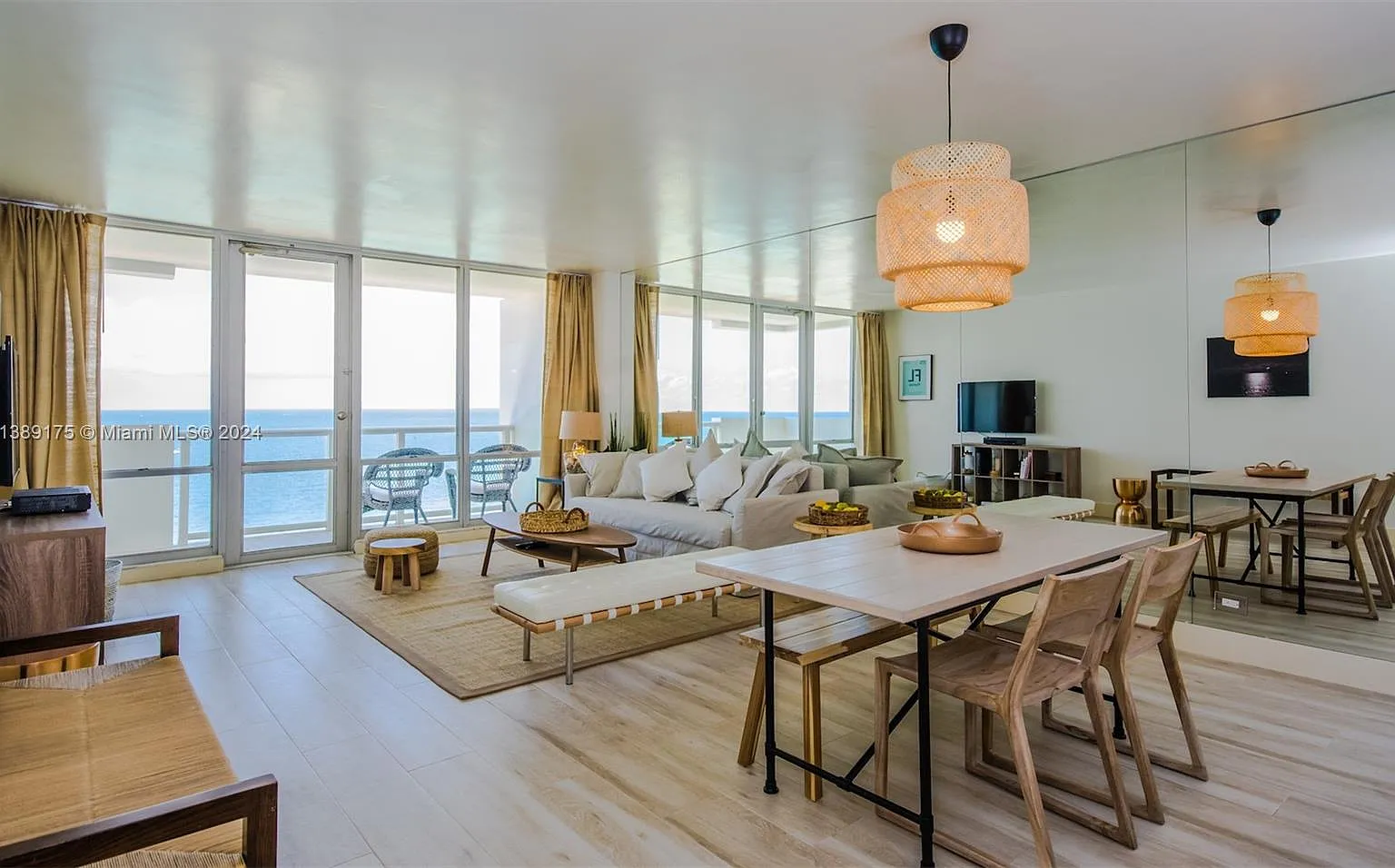 The Pavilion Condo — Photo 1